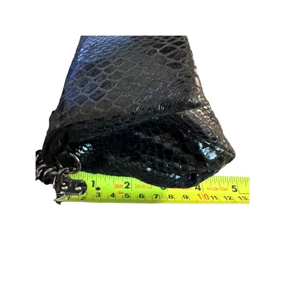 Kenneth Cole Reaction Faux Snakeskin Shoulder Bag Chain Strap Clutch - Picture 4 of 8